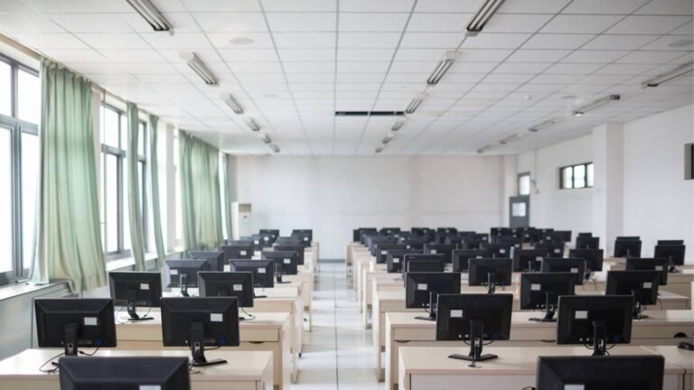 alquiler de computadores de escritorio